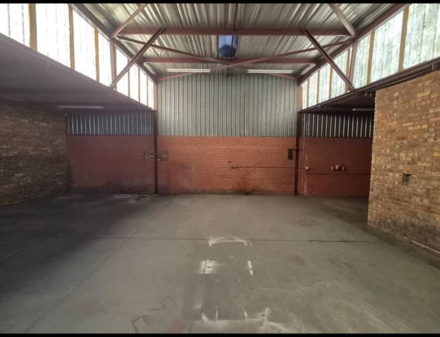147M² WAREHOUSE TO LET IN WADEVILLE